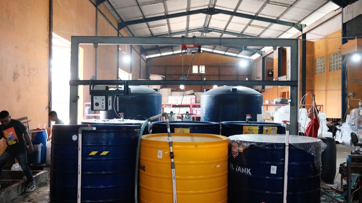 Tangki produksi di fasilitas SKWIKI